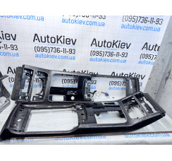 Декоративна накладка (дерево) центральної консолі Audi A8 [4H] 2010-2017