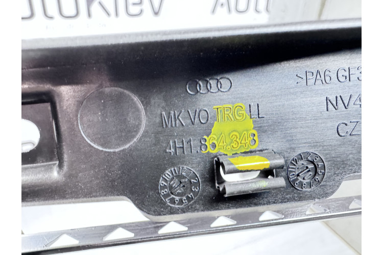 Декоративна накладка (лак) центральної консолі Audi A8 [4H] 2010-2017 4H1864348