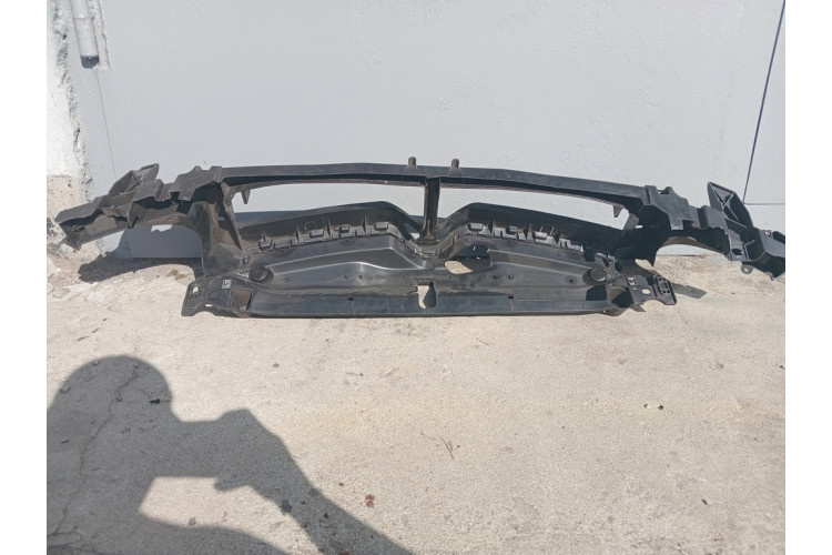 Усиленный верхний бампер передний Citroen C-Elycee 2016-2024 9673046277