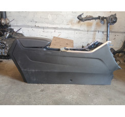 Центральный тоннель с подлокотником в сборе  Chery Tiggo 4 Pro T19  2021-2024 