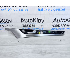 Декоративна внутрішня накладка правих передніх дверей (Алюміній. У зборі) Audi A8 [4H] 2010-2017