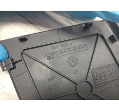  Заглушка карты крышки багажника левая VOLKSWAGEN GOLF VI  2009-2013