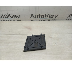  Заглушка карты крышки багажника левая VOLKSWAGEN GOLF VI  2009-2013