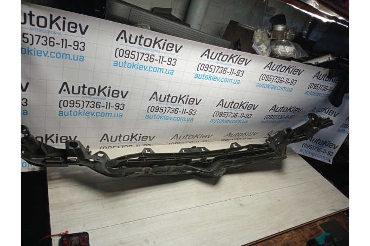 Решетка бампера верхняя Citroen C-Elysee 20016-2024 9687946280