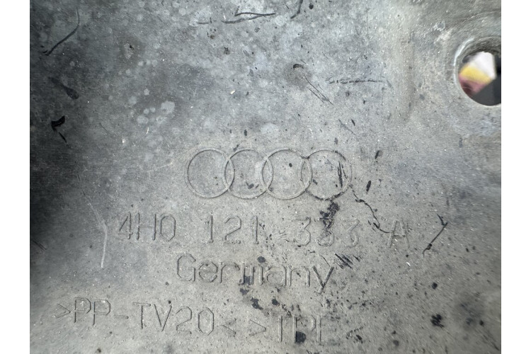 Дефлектор радиатора верхний Audi A8 (D4) 20010-2017 4H0121333A