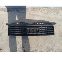  Решетка радиатора Audi A3 8P 2003-2013