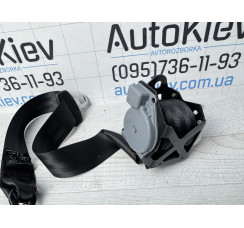 Ремінь зад центральний Audi A8 D4 2010-2017