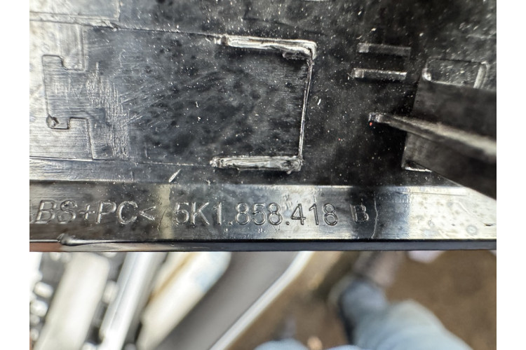 Накладка торпеди Volkswagen Golf VI 2009-2013 5K1858418B
