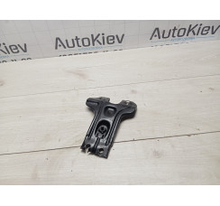 Кронштейн замку капота Volkswagen Golf VII 2012-2020