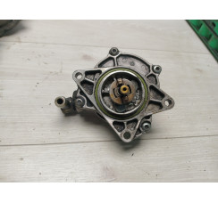 Насос вакуумний 2.5 tdi V6 Audi A4 B5 A6 C5 1997-2004