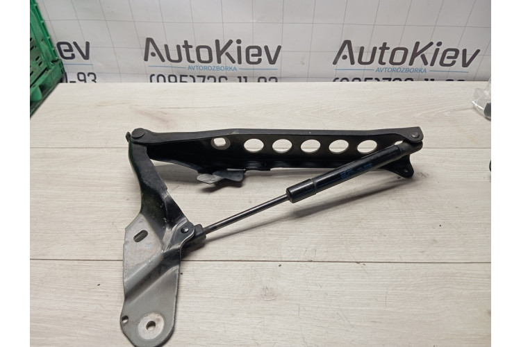Петля капота права Audi A8 (D4) 2010-2017 4H0823302D