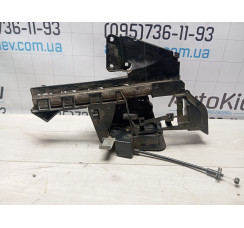 Замок двери задней левой Ford Focus II 2008-2011