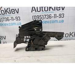 Замок двери задней левой Ford Focus II 2008-2011