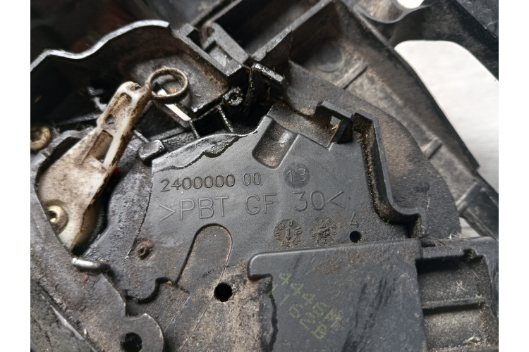 Замок двері задньої лівої Ford Focus II 2008-2011 4M5AA26413BC Замок двері задньої лівої Ford Focus II 2008-2011 4M5AA26413BC