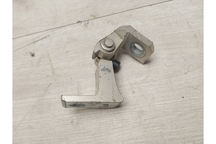 Петля двері права Chery Tiggo 8 2020-2024 J606106023
