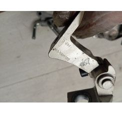 Петля двері права Chery Tiggo 8 2020-2024