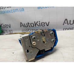 Замок задніх правих дверей Fiat 500L 