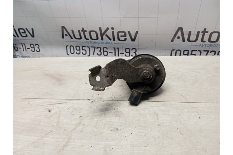 Звуковой сигнал, клаксон VW Golf V 2003-2009 703881157 Звуковой сигнал, клаксон VW Golf V 2003-2009 703881157