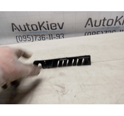 Направляющий бампера переднего левый Audi A8 4H 2010-2017