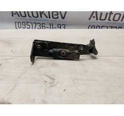 Кронштейн кріплення переднього лівого крила Audi A8 (D4) 2010-2017