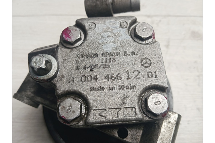 Насос гідропідсилювача керма (гур) Mercedes E-Class 2.2cdi (W211) 2002-2009 A0044661201 Насос гідропідсилювача керма (гур) Mercedes E-Class 2.2cdi (W211) 2002-2009 A0044661201