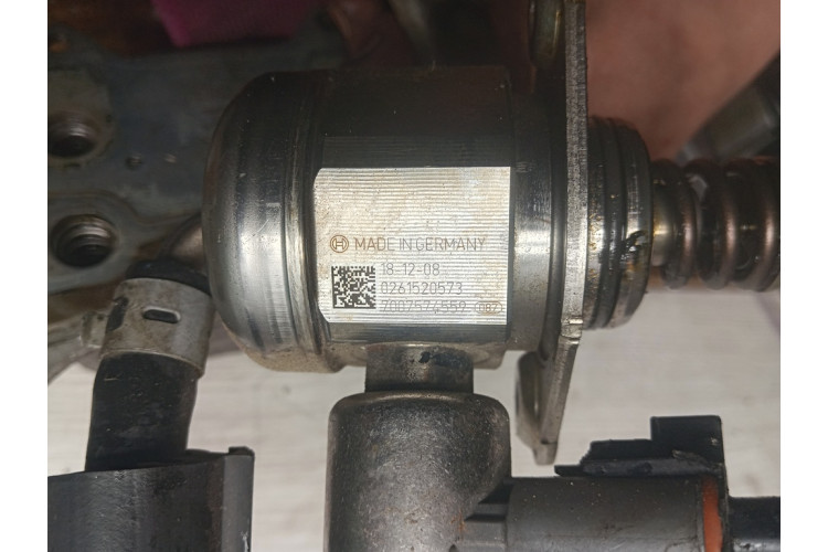 Насос топлива VW Golf VII 1.4 tsi 2012-2020 0261520573