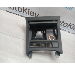 Пепельница центральной консоли Volkswagen Golf VI   2.0tfsi  2009-2013