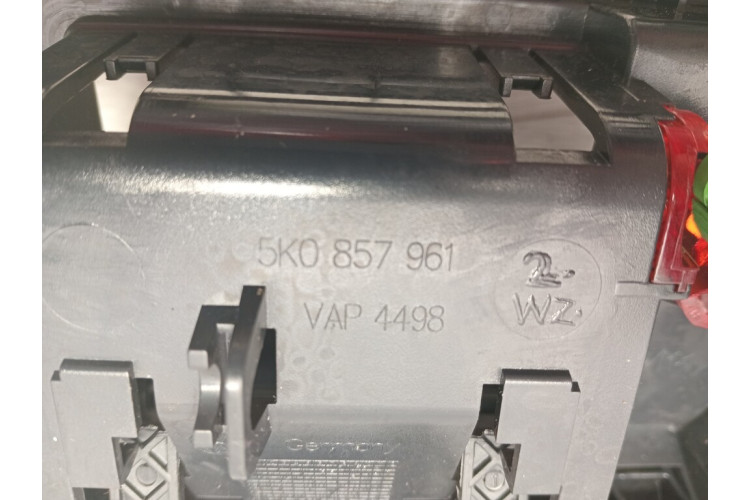 Пепельница центральной консоли Volkswagen Golf VI 2.0tfsi 2009-2013 5K0857961