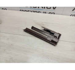 Накладка направляющей сиденья коричневая Audi A8 4H 2010-2017