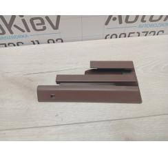 Накладка напрямної сидіння коричнева Audi A8 4H 2010-2017