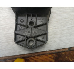 Замок двери задней левой VW Golf IV 1997-2005