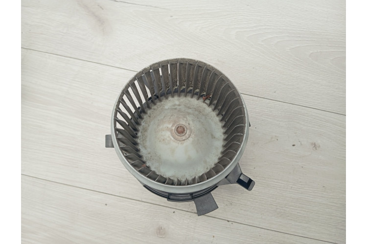 Моторчик пічки Citroen C-Elysee 2016-2024 5P4330000 Моторчик пічки Citroen C-Elysee 2016-2024 5P4330000