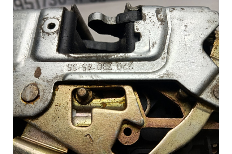 Замок двері задньої лівої Mercedes Benz W220 1998-2005 2207304535 Замок двері задньої лівої Mercedes Benz W220 1998-2005 2207304535