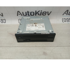 Мультимедіа блок навігація VW Passat B8 2015