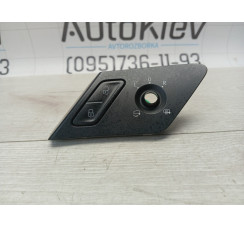  Кнопка блокування дверей VW Golf VII 2012-2020