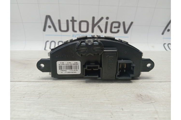 Резистор пічки VW Golf VII2012-2020 5Q0907521C Резистор пічки VW Golf VII2012-2020 5Q0907521C