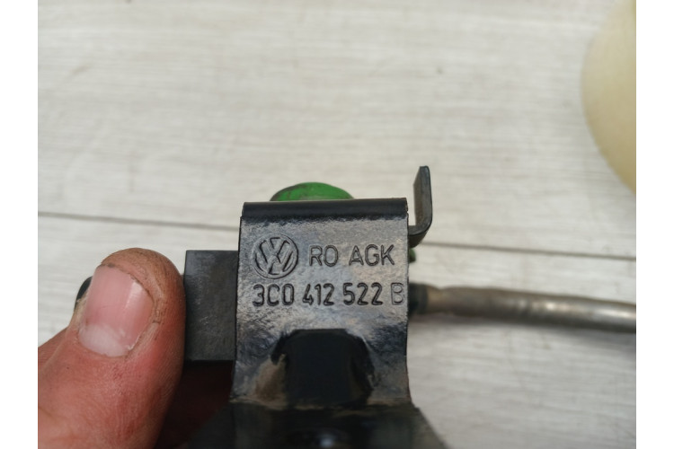 Датчик дорожнього просвіту передній правий VW Passat CC 2008-2017 3C0412522B