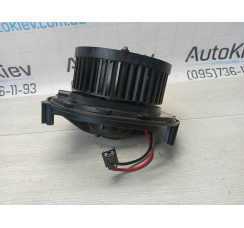 Моторчик пічки VW Golf VII 2012-2020