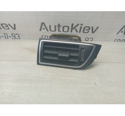 Дефлектор повітря лівий Toyota Camry V55 2011-2018