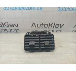 Дефлектор повітря задній центральний VW Golf VI 2009-2013