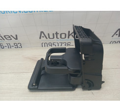 Підсклянник підлокітника задній VW Golf VI 2009-2013