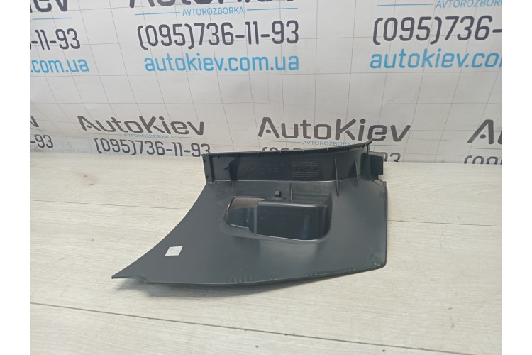Накладка порога передняя левая VW Golf V 2003-2009 1K1863483 Накладка порога передняя левая VW Golf V 2003-2009 1K1863483