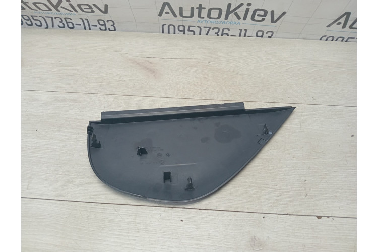Захист заглушка торпеди ліва VW Golf VI 2009-2013 5K0858247D