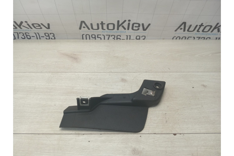 Спойлер підкрилки передній лівий Audi A8 D4 2010-2017 4H0807543