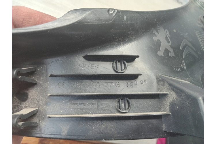 Накладка порога ззаду ліва Citroen C-Elysee 2016-2024 9678542077G