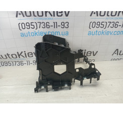 Рамка магнітоли VW Golf VI 2009-2013