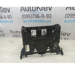 Рамка магнітоли VW Golf VI 2009-2013