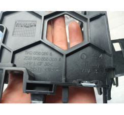 Рамка магнітоли VW Golf VI 2009-2013