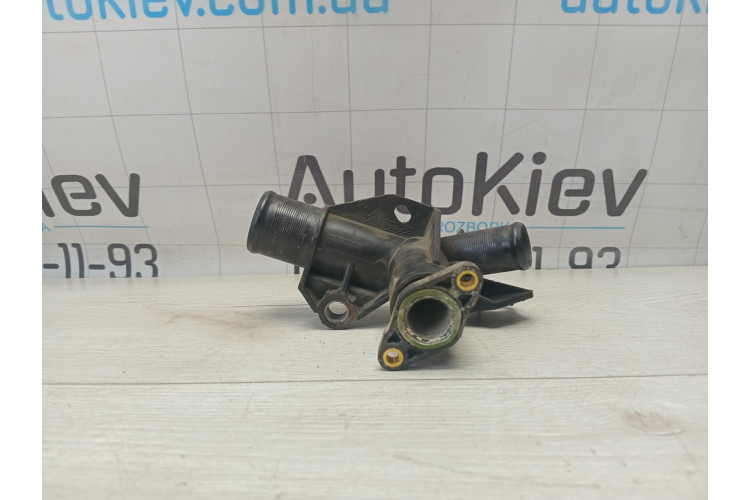 Патрубок тройник системы охлаждения Citroen C-Elysee 1.6hdi 2016-2024 9684589080