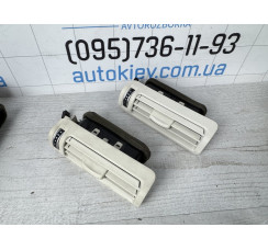 Решітка повітропровід Audi A8 D4 2010-2017